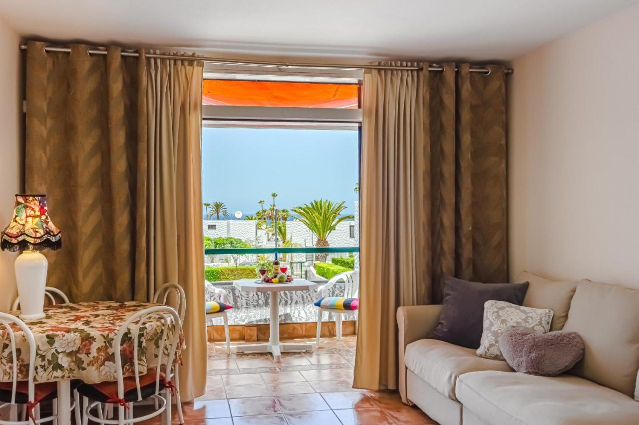 Apartment Apart America - 150 Meters From The Beach, Free Wi-Fi Arona  Eksteriør billede