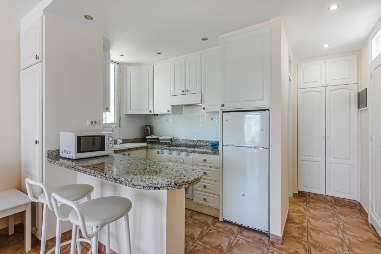 Apartment Apart America - 150 Meters From The Beach, Free Wi-Fi Arona  Eksteriør billede