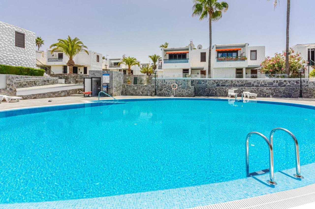 Apartment Apart America - 150 Meters From The Beach, Free Wi-Fi Arona  Eksteriør billede