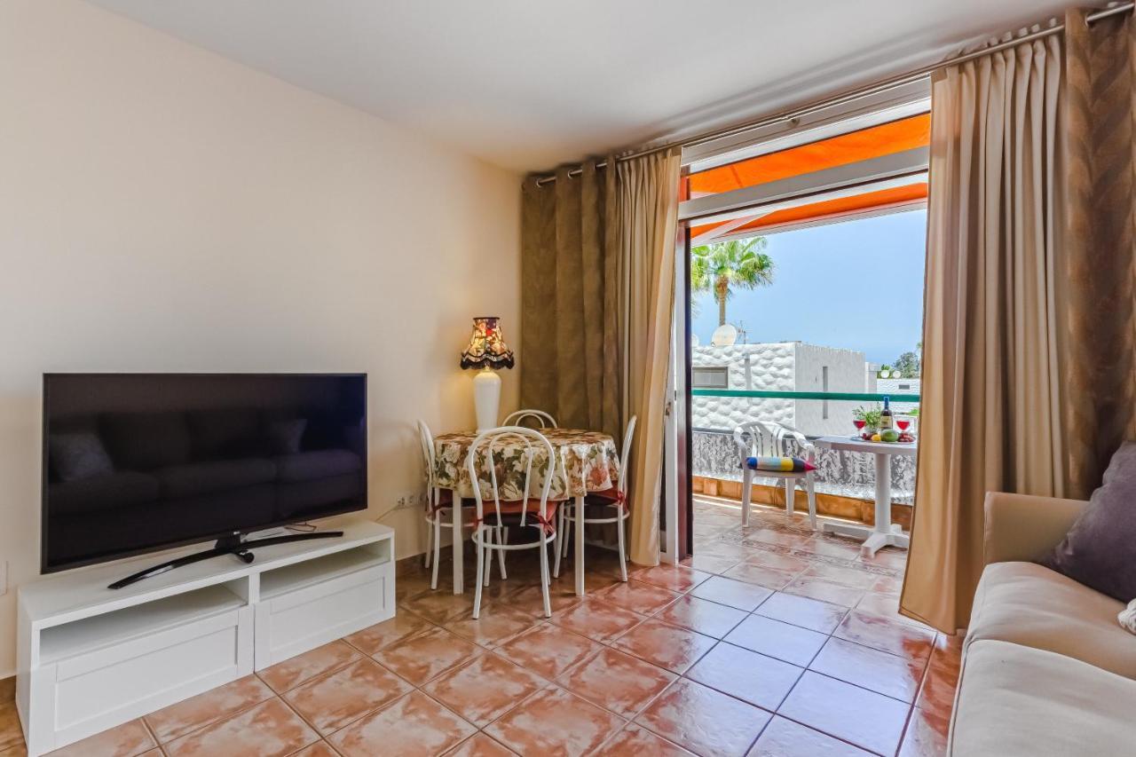 Apartment Apart America - 150 Meters From The Beach, Free Wi-Fi Arona  Eksteriør billede